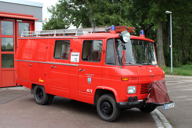 http://www.feuerwehr-koengen.de/images/Fahrzeuge/oldtimer.jpg